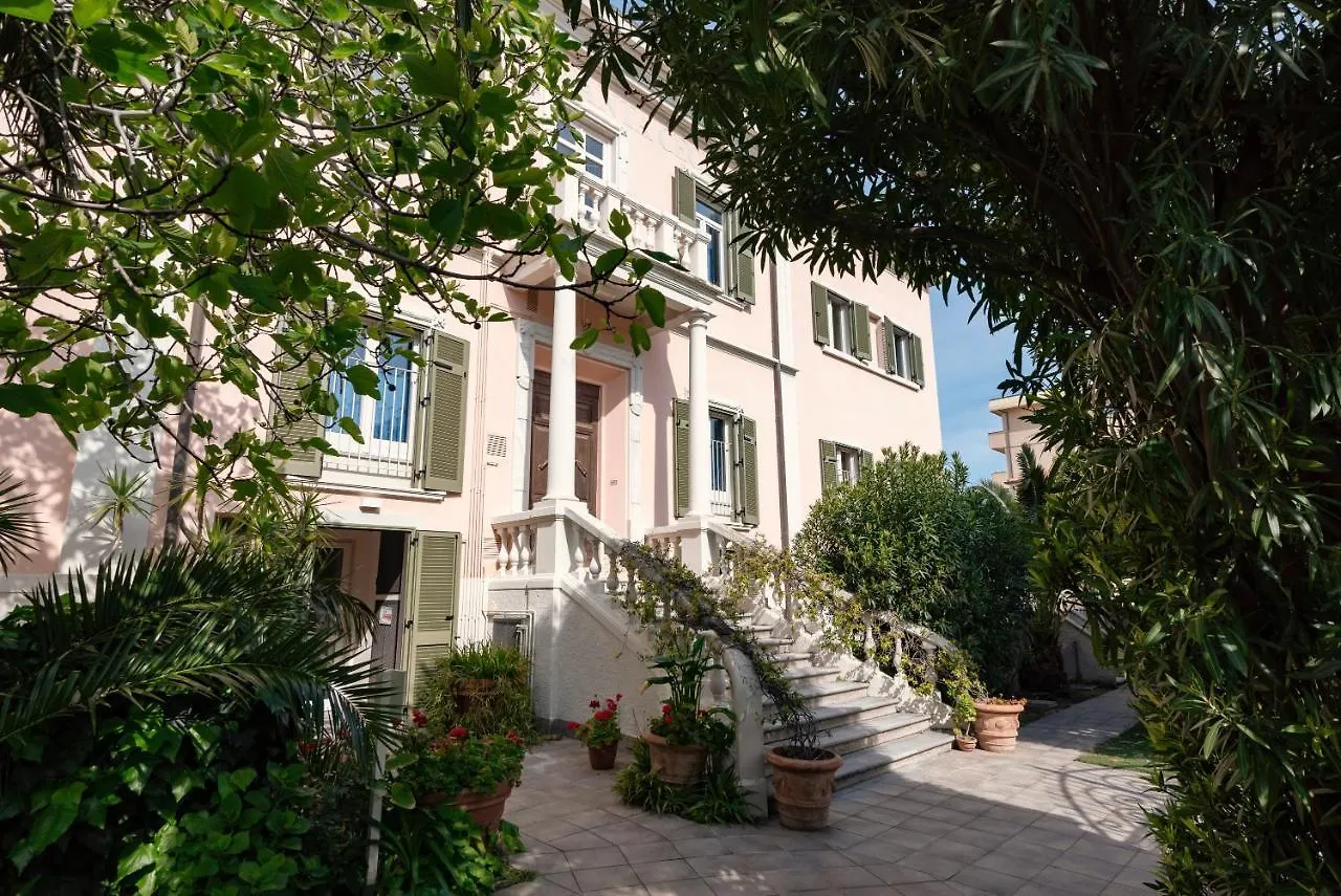 Residenza Santa Cecilia Aparthotel San Vincenzo