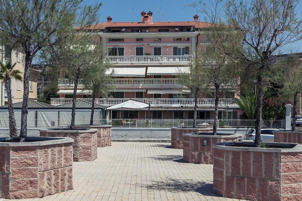 Aparthotel Residenza Santa Cecilia San Vincenzo